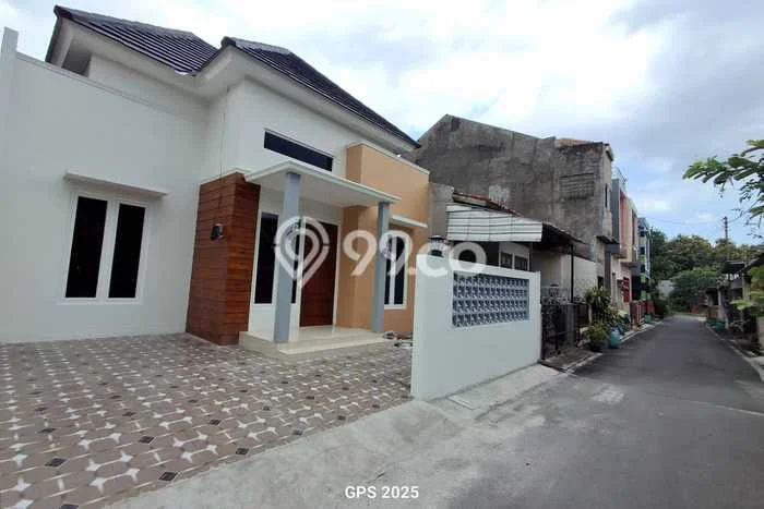 Dijual Hunian Rumah Terawat 2 Kamar di Kedungmundu, Semarang Dijual Hunian Rumah Terawat 2 Kamar di Kedungmundu, Semarang