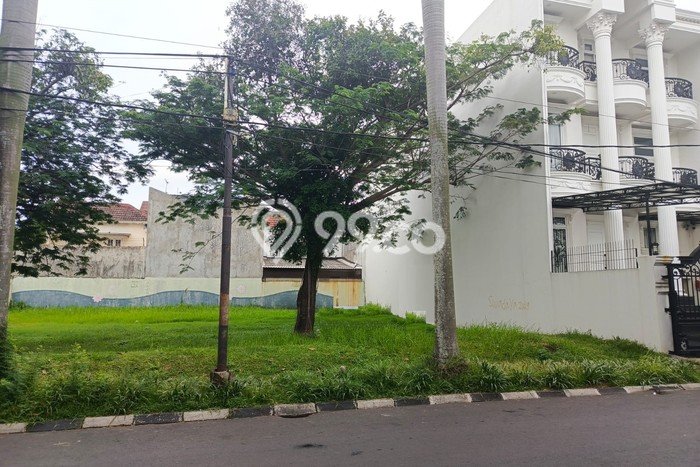 Tanah Siap Bangun Dijual di Jakarta Barat Punya Luas 240m2 Tanah Siap Bangun Dijual di Jakarta Barat Punya Luas 240m2