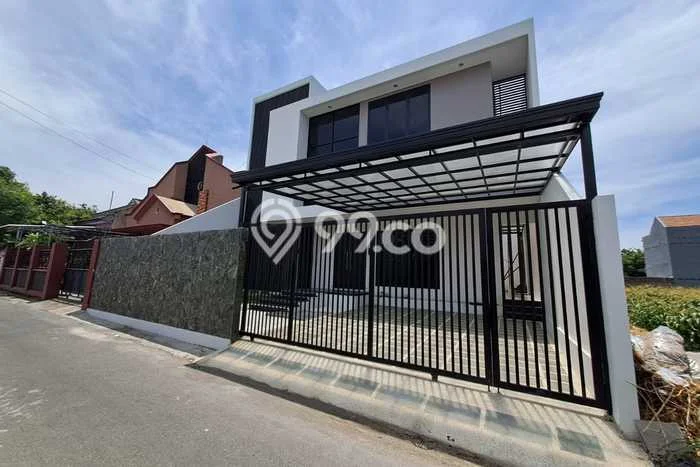 Jual Rumah Luas Megah Dengan View Eksklusif di Kediri, Kediri Jual Rumah Luas Megah Dengan View Eksklusif di Kediri, Kediri