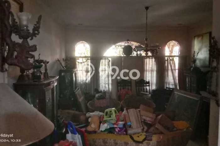 Siap Huni Hunian Elit 5 Kamar di Tebet Dekat ke Mana Saja Siap Huni Hunian Elit 5 Kamar di Tebet Dekat ke Mana Saja