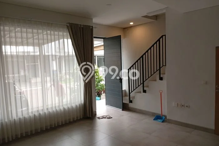 Jarang Ada! Rumah Kontrakan 4 Kamar Bagus Siap Huni BSD City Jarang Ada! Rumah Kontrakan 4 Kamar Bagus Siap Huni BSD City