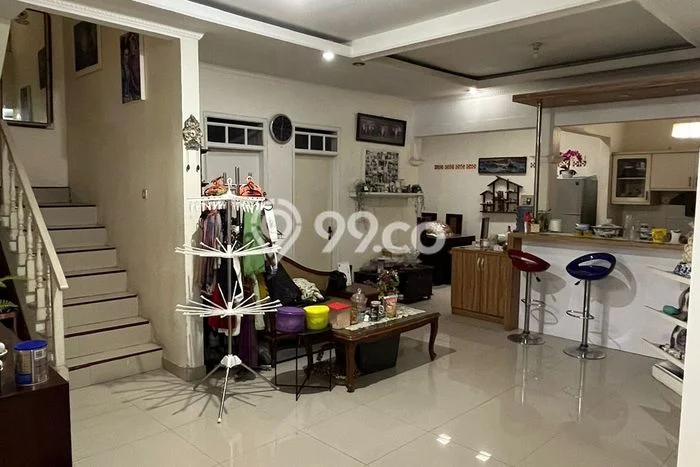 Rumah Modern 4 Kamar LT 162m2 di Buah Batu Rumah Modern 4 Kamar LT 162m2 di Buah Batu