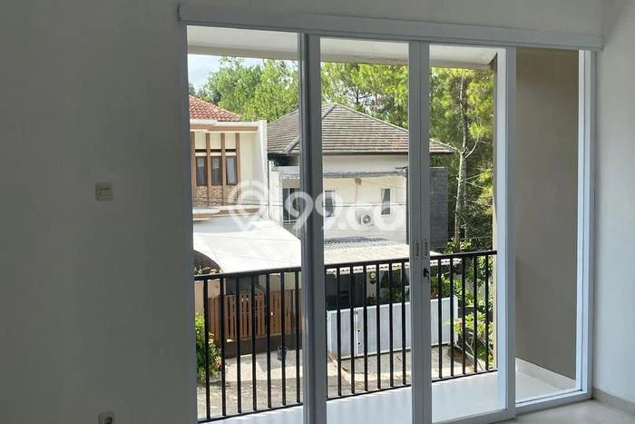 For Sale Rumah 3 Kamar Lokasi Strategis Nyaman dan Strategis di Parongpong For Sale Rumah 3 Kamar Lokasi Strategis Nyaman dan Strategis di Parongpong