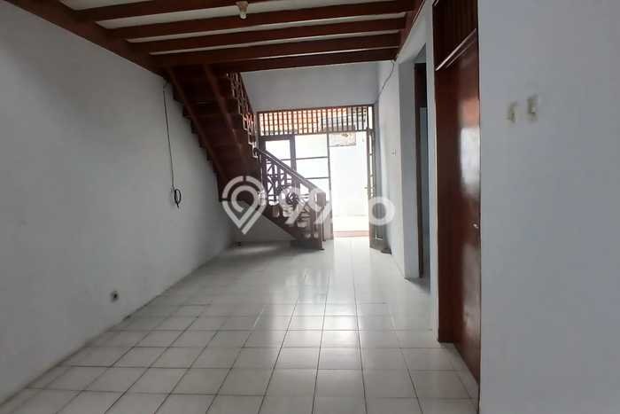 Rumah di Kemang Pratama, Akses ke Fasilitas, LT 108m² Rumah di Kemang Pratama, Akses ke Fasilitas, LT 108m²