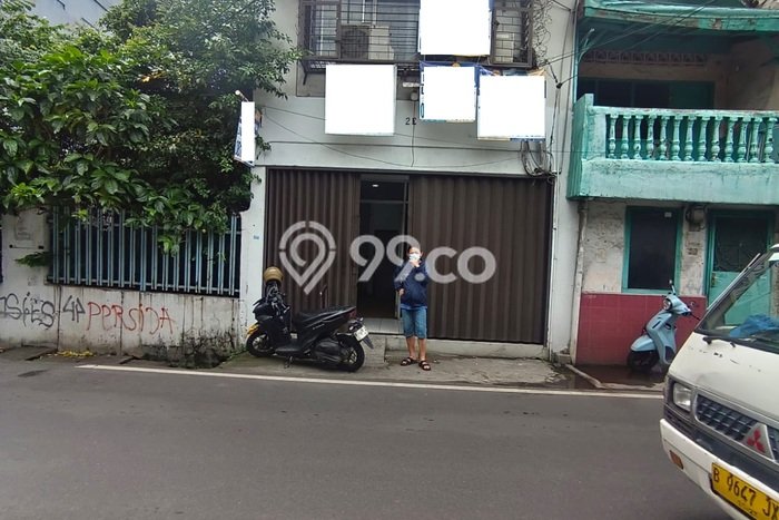Ruko Dijual di Prime Area Jakarta Barat Luas 120m2 Ruko Dijual di Prime Area Jakarta Barat Luas 120m2