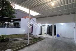 Rumah sewa siap pakai 3 Kamar Tidur di Darmo Permai, Surabaya Rumah sewa siap pakai 3 Kamar Tidur di Darmo Permai, Surabaya