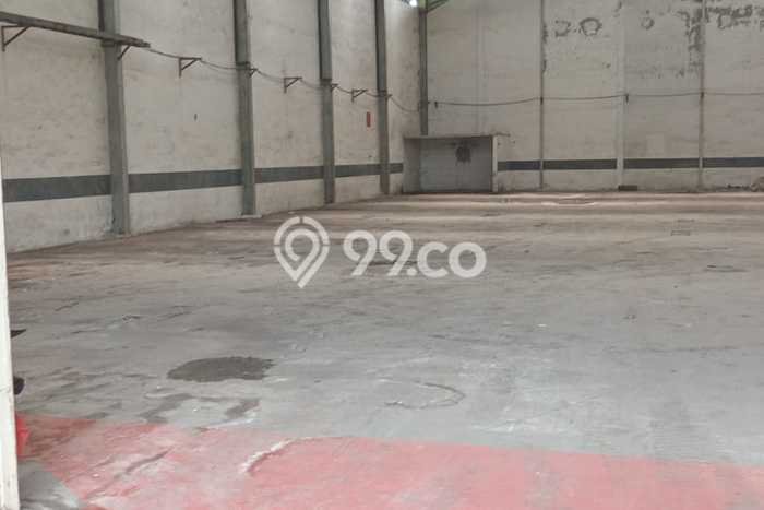 Disewakan Gudang komersial di Karawang Barat luas bangunan 2000m2 Disewakan Gudang komersial di Karawang Barat luas bangunan 2000m2