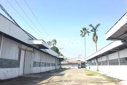 Gudang disewakan lokasi strategis Cibinong Bogor 1800m2 Gudang disewakan lokasi strategis Cibinong Bogor 1800m2