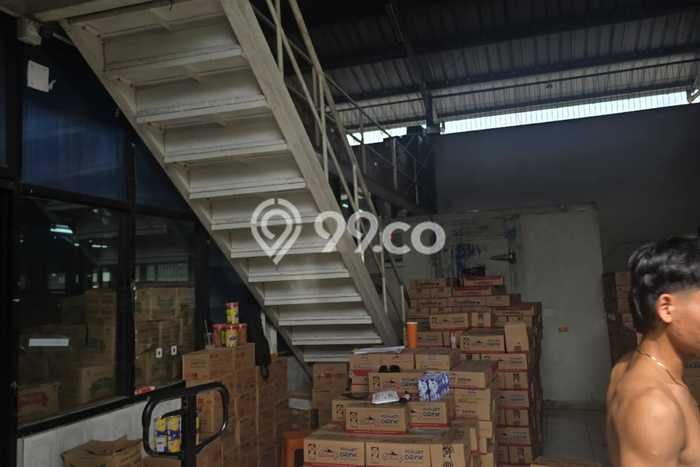 Unit Gudang Tersedia di Semanan Spesifikasi LB 800m2 Unit Gudang Tersedia di Semanan Spesifikasi LB 800m2
