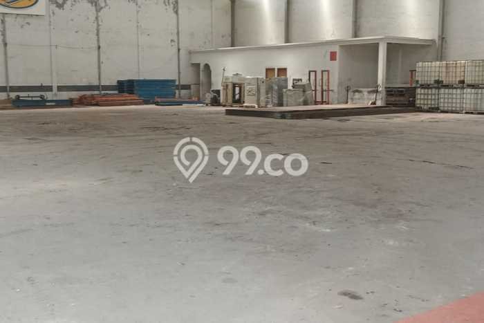 Disewakan Gudang komersial di Karawang Barat luas bangunan 2000m2 Disewakan Gudang komersial di Karawang Barat luas bangunan 2000m2