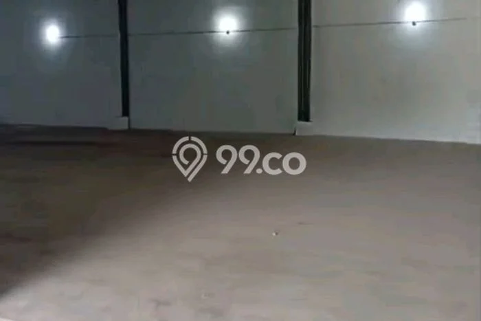 Disewakan Gudang komersial di Semarang Timur luas bangunan 800m2 Disewakan Gudang komersial di Semarang Timur luas bangunan 800m2