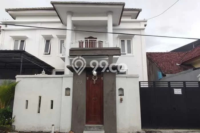 Rumah Cantik Siap Pakai Di Denpasar Selatan Luas 250m2 Lokasi Strategis Rumah Cantik Siap Pakai Di Denpasar Selatan Luas 250m2 Lokasi Strategis