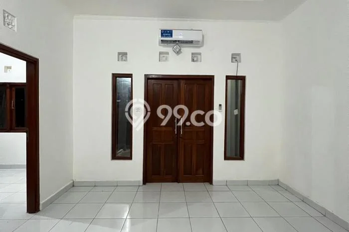 LISTING BARU! Rumah di Renon, Siap Huni, 1 KM, Akses Renon, Denpasar, Denpasar, Luas 93m² Bangunan 85m² LISTING BARU! Rumah di Renon, Siap Huni, 1 KM, Akses Renon, Denpasar, Denpasar, Luas 93m² Bangunan 85m²