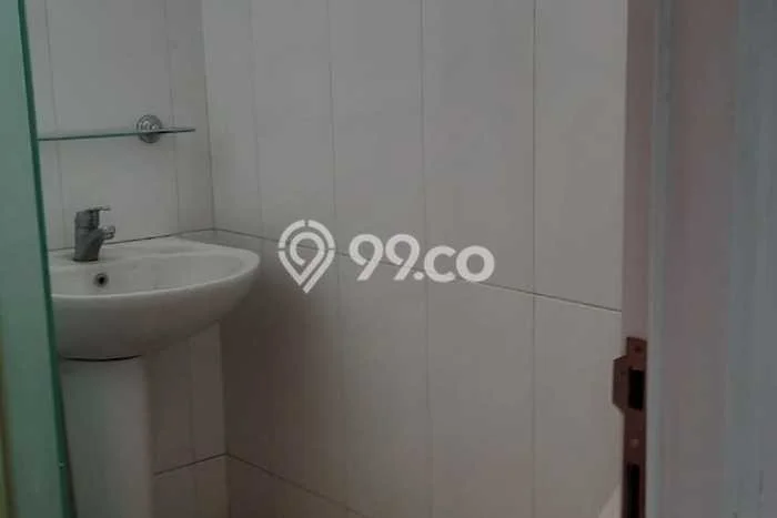 Ruko disewakan lokasi strategis Bojongloa Kidul Bandung 200m2 Ruko disewakan lokasi strategis Bojongloa Kidul Bandung 200m2