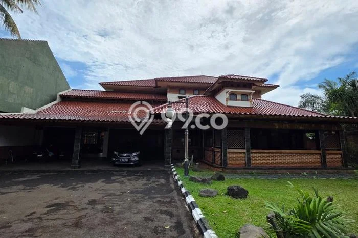 Rumah Mewah LB 953m2 Siap Huni Desain Elegan di Lenteng Agung, Jakarta Selatan Rumah Mewah LB 953m2 Siap Huni Desain Elegan di Lenteng Agung, Jakarta Selatan