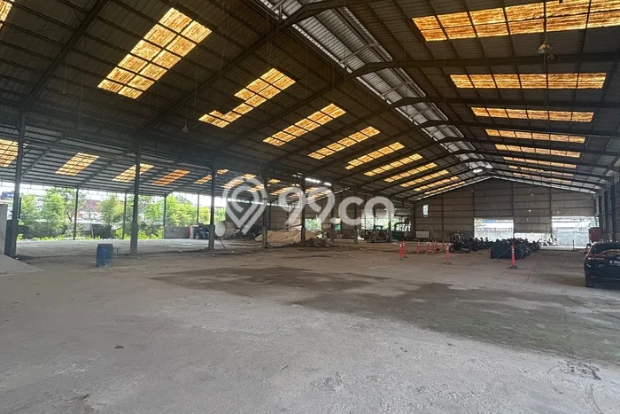 Gudang Disewakan Lokasi Cakung Jakarta Timur Harga Spesial! Gudang Disewakan Lokasi Cakung Jakarta Timur Harga Spesial!