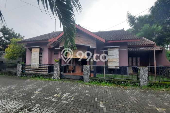 Rumah Modern Cantik 3 Kamar Siap Huni di Klaten Utara Rumah Modern Cantik 3 Kamar Siap Huni di Klaten Utara