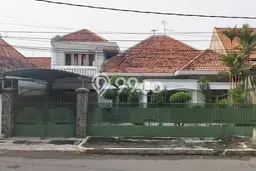 For Sale! Luxury House LT 315m2 Desain Modern di Petemon For Sale! Luxury House LT 315m2 Desain Modern di Petemon