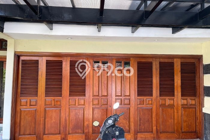 Dijual Hunian Mewah dengan Fasilitas Sekitar Komplit di Rungkut, Surabaya Dijual Hunian Mewah dengan Fasilitas Sekitar Komplit di Rungkut, Surabaya