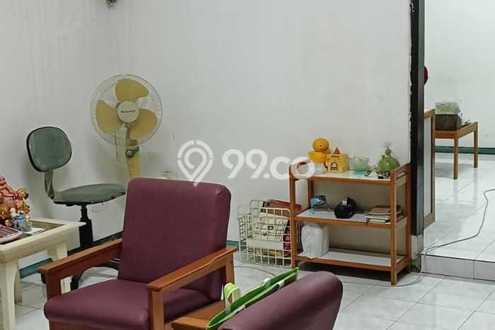 Siap Huni Rumah Mewah 5 Kamar di Tambaksari Dekat ke Mana Saja Siap Huni Rumah Mewah 5 Kamar di Tambaksari Dekat ke Mana Saja
