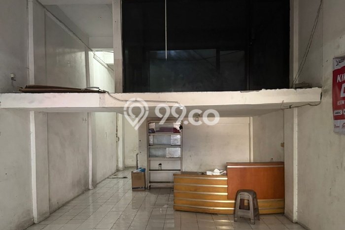 Ruko Komersial Dijual di Tambaksari Surabaya LT 100m2 & LB 250m2 Ruko Komersial Dijual di Tambaksari Surabaya LT 100m2 & LB 250m2