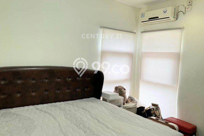 Ready to Use! Premium House LT 199m2 Desain Elegan di Sektor 9-Bintaro Ready to Use! Premium House LT 199m2 Desain Elegan di Sektor 9-Bintaro