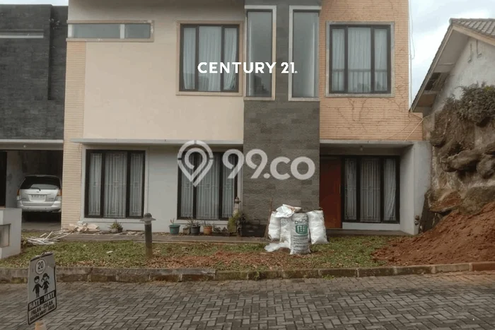 Siap Huni Rumah Mewah 4 Kamar di Pondok Aren Dekat ke Mana Pun Siap Huni Rumah Mewah 4 Kamar di Pondok Aren Dekat ke Mana Pun