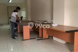 Ruko Disewa di Cengkareng, Jakarta Barat, LT 63m2 / LB 130m2 Ruko Disewa di Cengkareng, Jakarta Barat, LT 63m2 / LB 130m2