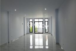 Lokasi Strategis! Dijual Ruko Bisnis di Cengkareng, Jakarta Barat Kondisi Bagus Lokasi Strategis! Dijual Ruko Bisnis di Cengkareng, Jakarta Barat Kondisi Bagus