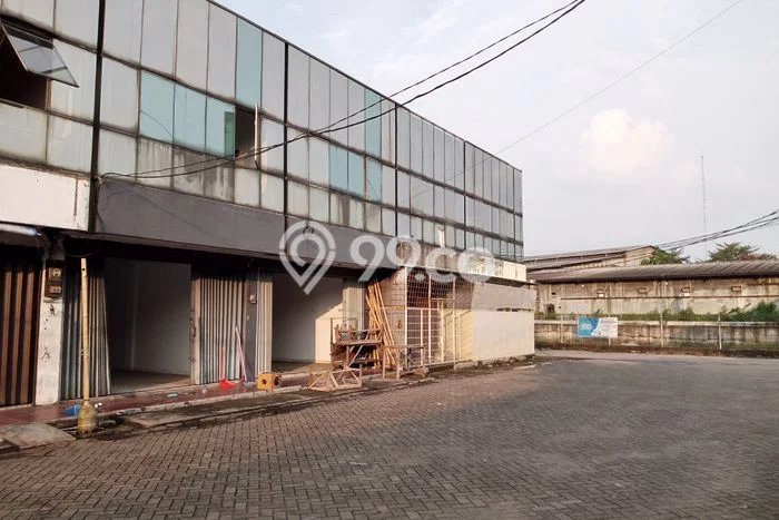FOR RENT! Ruko di Pasar Kemis Cocok untuk Bisnis 150m2 FOR RENT! Ruko di Pasar Kemis Cocok untuk Bisnis 150m2
