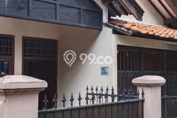 Dijual Hunian Rumah Terawat 3 KT di Margonda, Depok Dijual Hunian Rumah Terawat 3 KT di Margonda, Depok