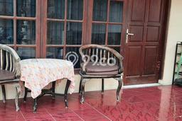 Hunian Cantik Minimalis Lb 145m2 di Jagakarsa, Jakarta Selatan Hunian Cantik Minimalis Lb 145m2 di Jagakarsa, Jakarta Selatan