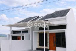 Rumah Luas Asri 2 KT Siap Pakai di Buah Batu Bandung Rumah Luas Asri 2 KT Siap Pakai di Buah Batu Bandung