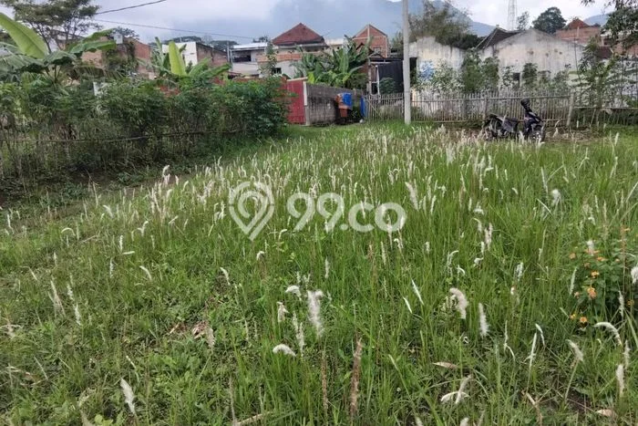 Lahan Dijual Lokasi Strategis di Malang dengan Luas 99m2 Lahan Dijual Lokasi Strategis di Malang dengan Luas 99m2