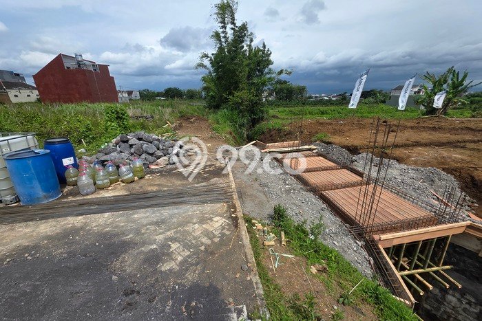 Cocok Untuk Investasi! Dijual Kost di Malang Kota 17 Kamar Cocok Untuk Investasi! Dijual Kost di Malang Kota 17 Kamar