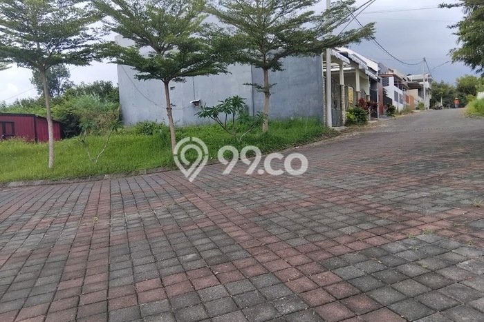 Dijual Tanah di Dau Malang Luas 132m2 SHM Dijual Tanah di Dau Malang Luas 132m2 SHM
