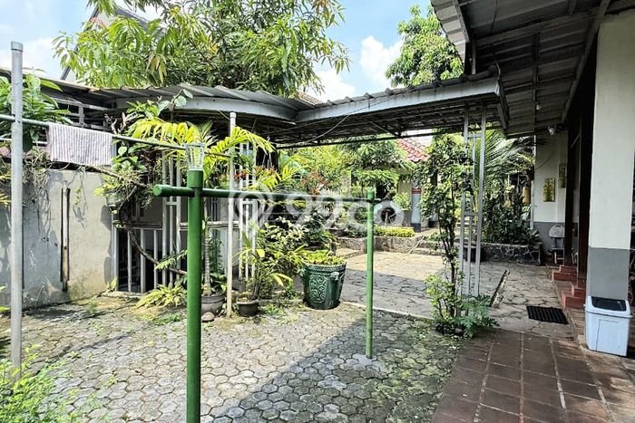 Tanah Dijual di Jakarta Selatan Seluas 243m2 Strategis Tanah Dijual di Jakarta Selatan Seluas 243m2 Strategis