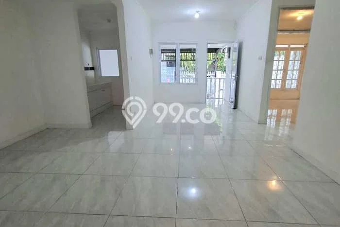 Rumah Disewakan Jakarta Selatan LT 120m2 LB 79m2 Area Sektor 2 - Bintaro Rumah Disewakan Jakarta Selatan LT 120m2 LB 79m2 Area Sektor 2 - Bintaro