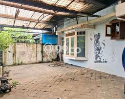 Jual Rumah Mewah Megah Dengan View Cantik di Sektor 2 - Bintaro, Jakarta Selatan Jual Rumah Mewah Megah Dengan View Cantik di Sektor 2 - Bintaro, Jakarta Selatan