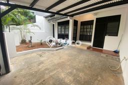 Sewa Rumah Murah di Sektor 2 - Bintaro Jakarta Selatan dengan 4 KT Sewa Rumah Murah di Sektor 2 - Bintaro Jakarta Selatan dengan 4 KT
