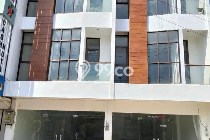 Ruko Kawasan Strategis di Jimbaran, Luas 240m², Lokasi Prima Ruko Kawasan Strategis di Jimbaran, Luas 240m², Lokasi Prima