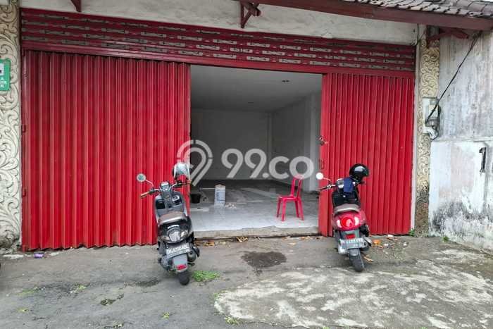 LOKASI BISNIS! Ruko Disewakan Kawasan Denpasar Timur, Luas 90m², Akses Utama LOKASI BISNIS! Ruko Disewakan Kawasan Denpasar Timur, Luas 90m², Akses Utama
