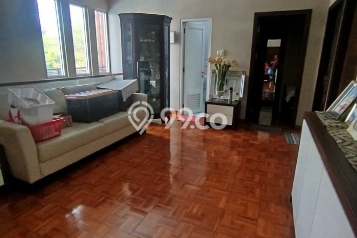 For Sale! Premium House LT 350m2 Desain Elegan di Bojong Indah For Sale! Premium House LT 350m2 Desain Elegan di Bojong Indah