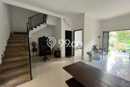 Rumah Luxury Modern Tanpa Renovasi di Lebak Bulus Jakarta Selatan Rumah Luxury Modern Tanpa Renovasi di Lebak Bulus Jakarta Selatan