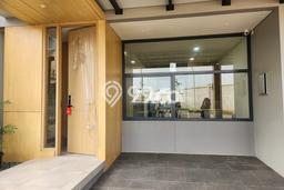 Rumah Modern 3 KT di BSD City Tangerang Full Furnished Rumah Modern 3 KT di BSD City Tangerang Full Furnished