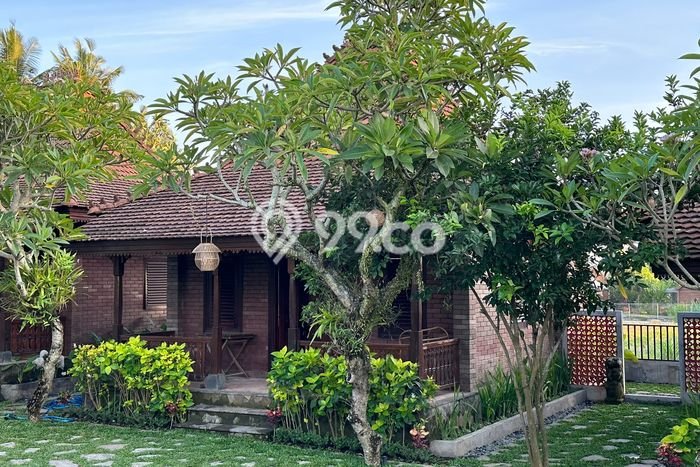 Vila Kawasan , Area 1530m2m², Lokasi Strategis Vila Kawasan , Area 1530m2m², Lokasi Strategis