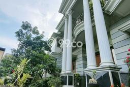 Ready to Use! Premium House LT 480m2 Desain Elegan di Pekayon Ready to Use! Premium House LT 480m2 Desain Elegan di Pekayon