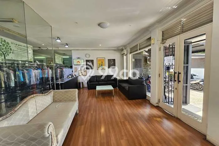 Komersial Bagus Dijual LB 1300m2 Lokasi Strategis Jakarta Selatan Area Cocok untuk Bisnis Komersial Bagus Dijual LB 1300m2 Lokasi Strategis Jakarta Selatan Area Cocok untuk Bisnis