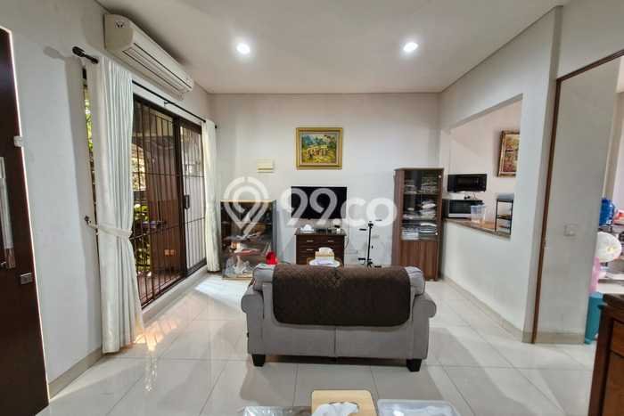 Rumah Mewah LB 152m2 Siap Pakai Desain Elegan di BSD, Tangerang Rumah Mewah LB 152m2 Siap Pakai Desain Elegan di BSD, Tangerang