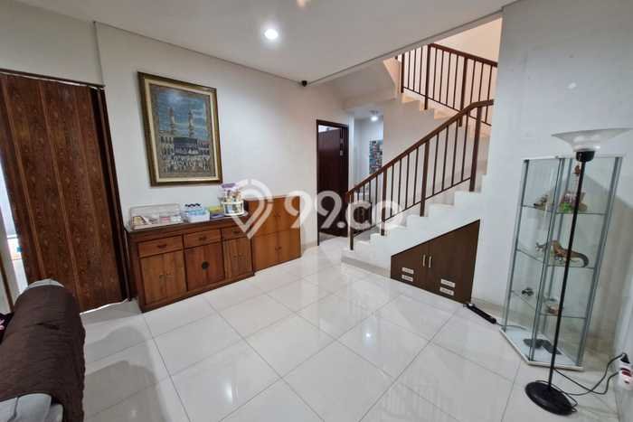 Rumah Mewah LB 152m2 Siap Pakai Desain Elegan di BSD, Tangerang Rumah Mewah LB 152m2 Siap Pakai Desain Elegan di BSD, Tangerang